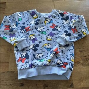 Disney Mickey and Friends Light Blue Apparel sweatshirt size 8 years
